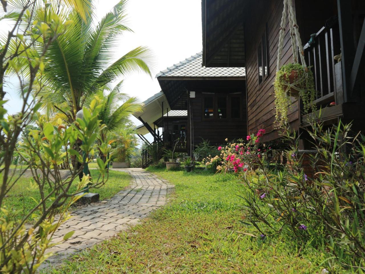 Kalaka Homestay Banszanszaj Kültér fotó